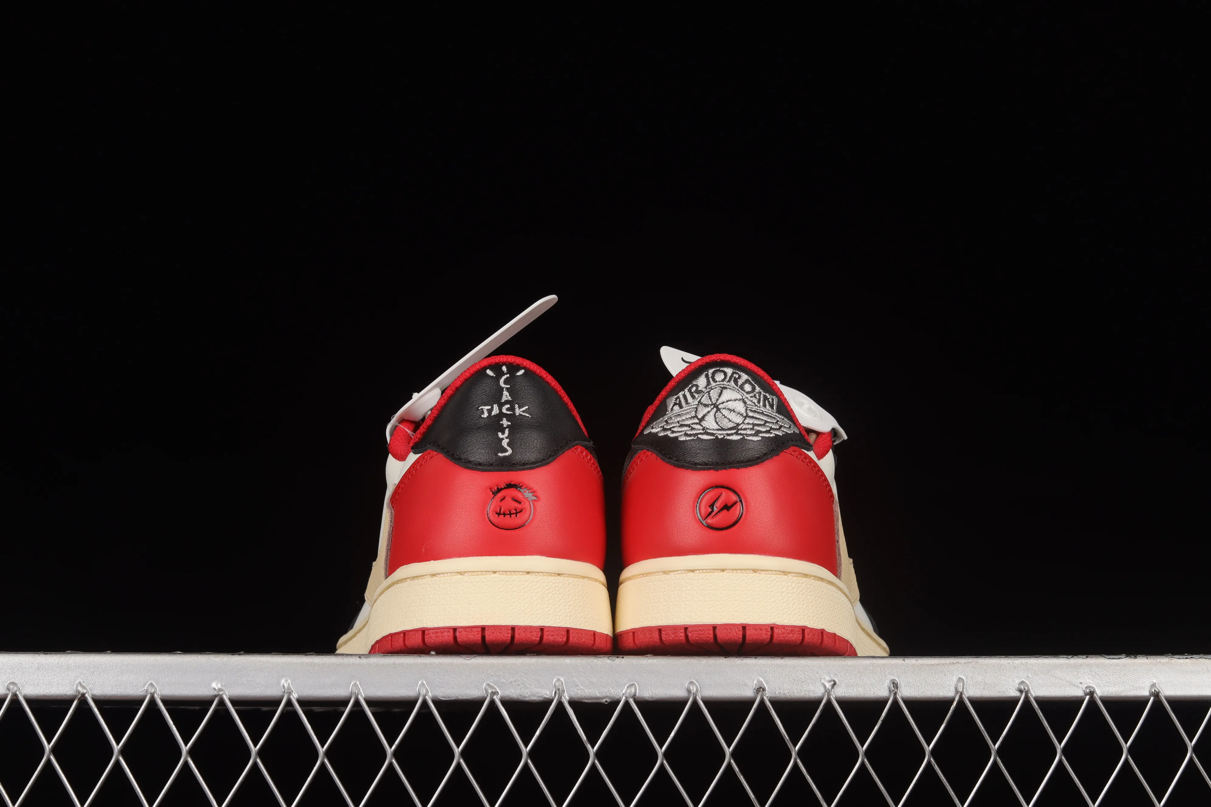 All categories Air Jordan Jordan series basketball shoes Air Jordan 1 Low Travis Scott x Air Jordan 1 Low OG AJ1 undercut low top CQ4278-125